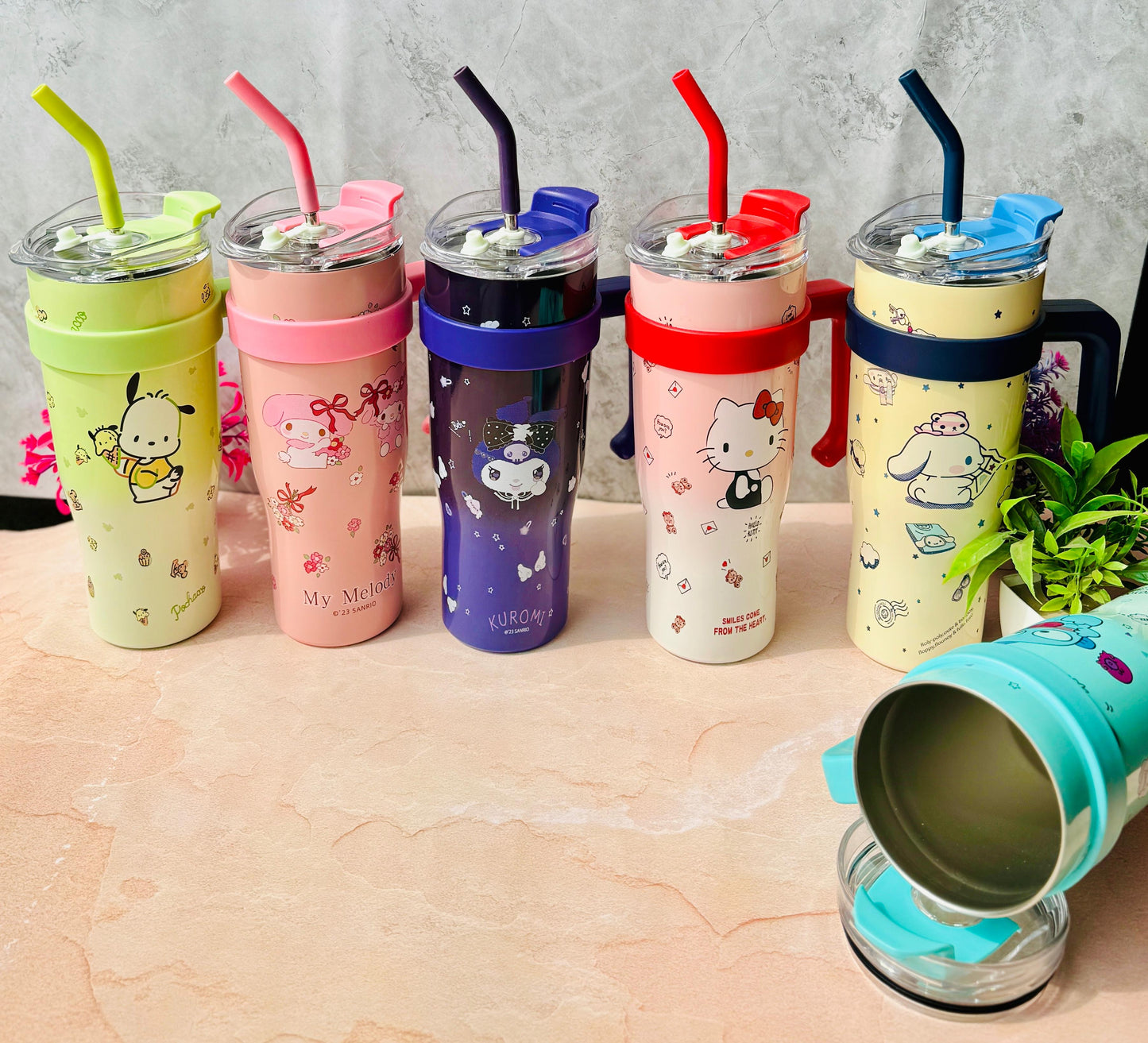 Sanrio Theme || 1200 ML || Insulated Tumbler